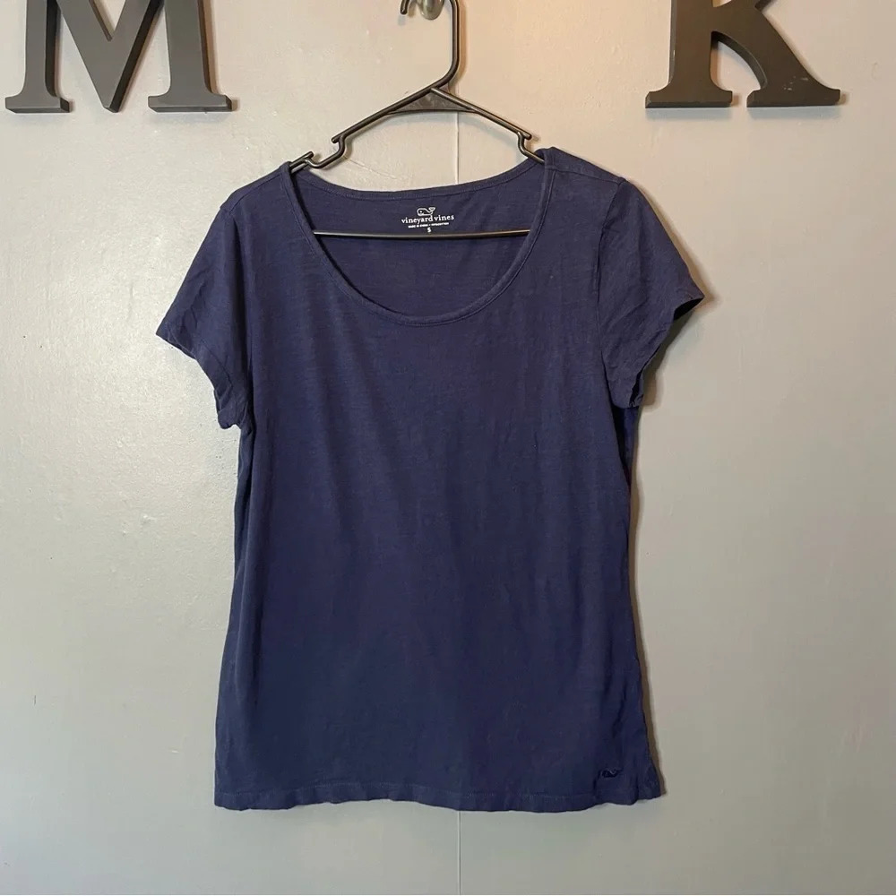 Vineyard vines navy blue scoopneck short sleeve T-shirt 100% cotton size small